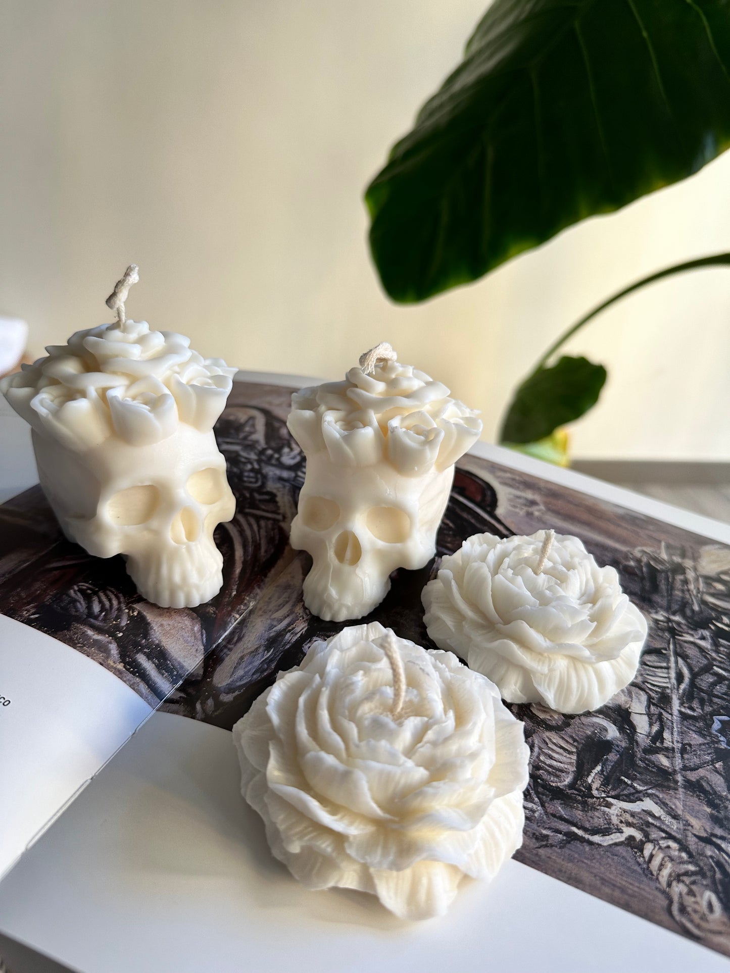 Calavera con Corona de Rosas